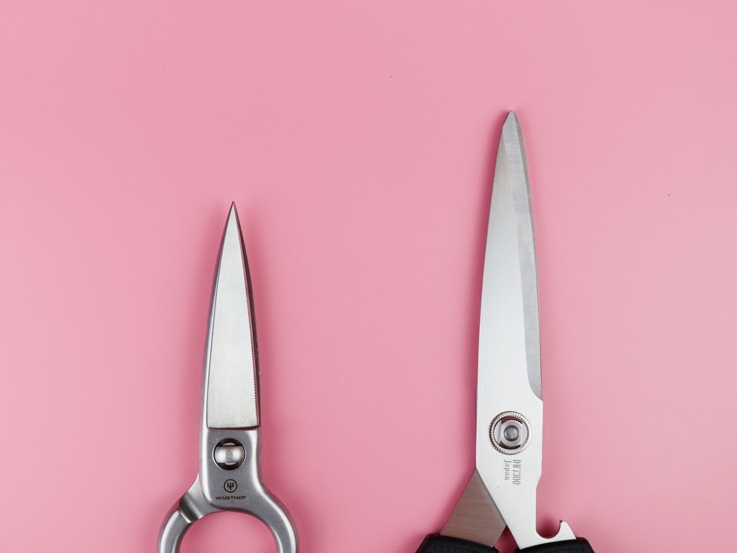 kitchen shears with short blades next to kitchen shears with long blades