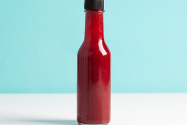 20210128-fermented-hot-sauce-double-berry-vicky-wasik-4