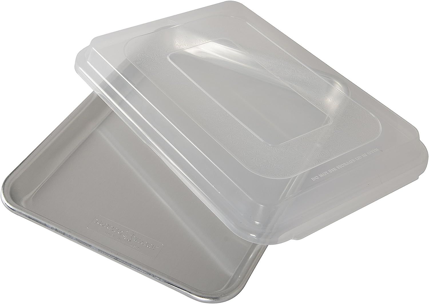 a quarter sheet pan with a lid
