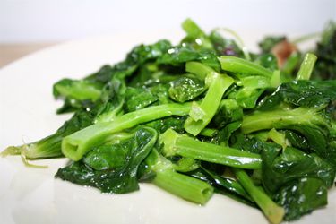 20100129 - seriouslyasian stirfriedsnowpeatips.jpg