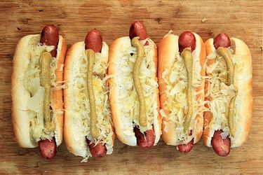 20120529-food-lab-cooking-sausage-hot-dog-19.jpg