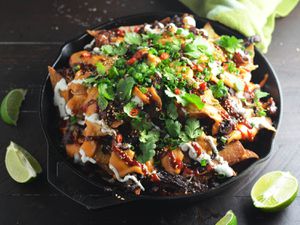 20160122-korean-nachos-full-view-morgan-eisenberg.jpg