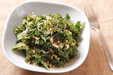 20130108-kale-caesar-salad-11.jpg