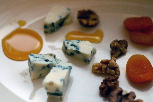 20091021 - seitalian cheeseplate.jpg