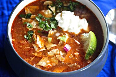 20141001-Serious-Eats-Slow-Cooker-Chicken-Tortilla-Soup-Jennifer-Olvera.jpg