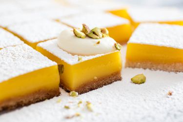 20160223-lemon-bars-vicky-wasik-23.jpg