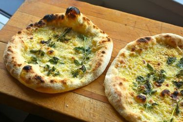 20100923-pizza-lab-fermentation-01.jpg