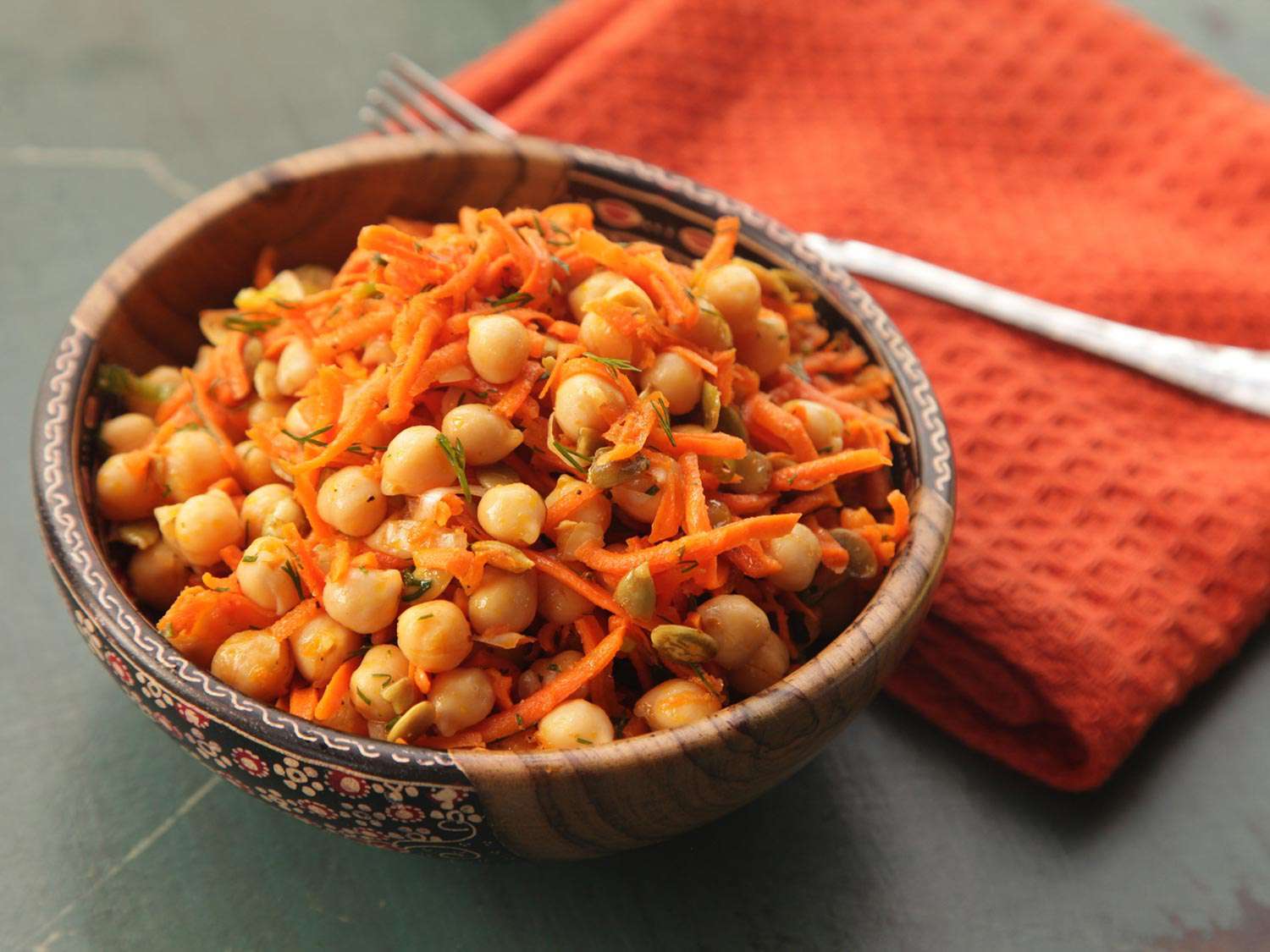 20141022-chickpea-carrot-dill-salad-1.jpg