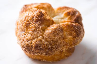 纽约Dominique Ansel面包店的Kouign Amann