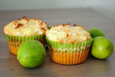 20130114 - wakeandbake椰子- keylime muffins.jpg