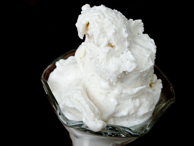 20120217-193065-vanilla-bean-soft-serve-primary.jpg