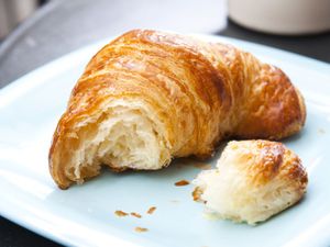 20110817-166611-flour-croissants.jpg