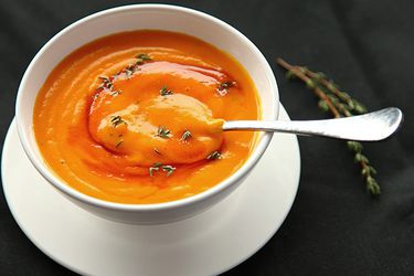 20121120-pumpkin-soup-recipe-2.jpg