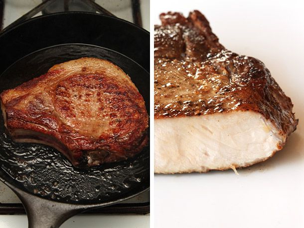 拼贴画:深棕色的干卤猪排在铸铁煎锅里烤着，旁边是熟猪排多汁的内部横截面。