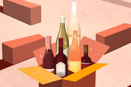 an illustration of wine bottles in a box