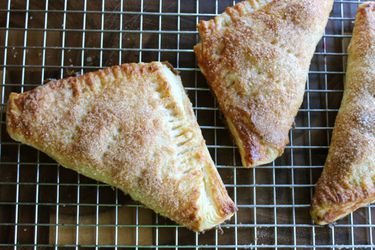 Puff Pastry Apple Turnover