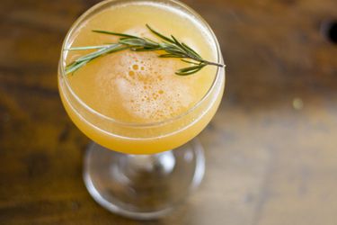 201206-215058-seasonalcocktail-peach-and-rosemary-cocktail.jpg