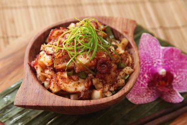 20160608-poke-tuna-hamachi-octopus-salmon-hawaii-recipe-171.jpg