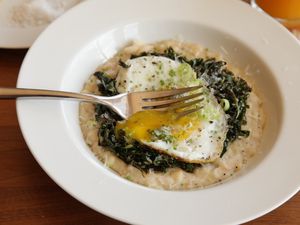 20130827-creamy-beans-kale-egg-parmesan-breakfast-2.jpg
