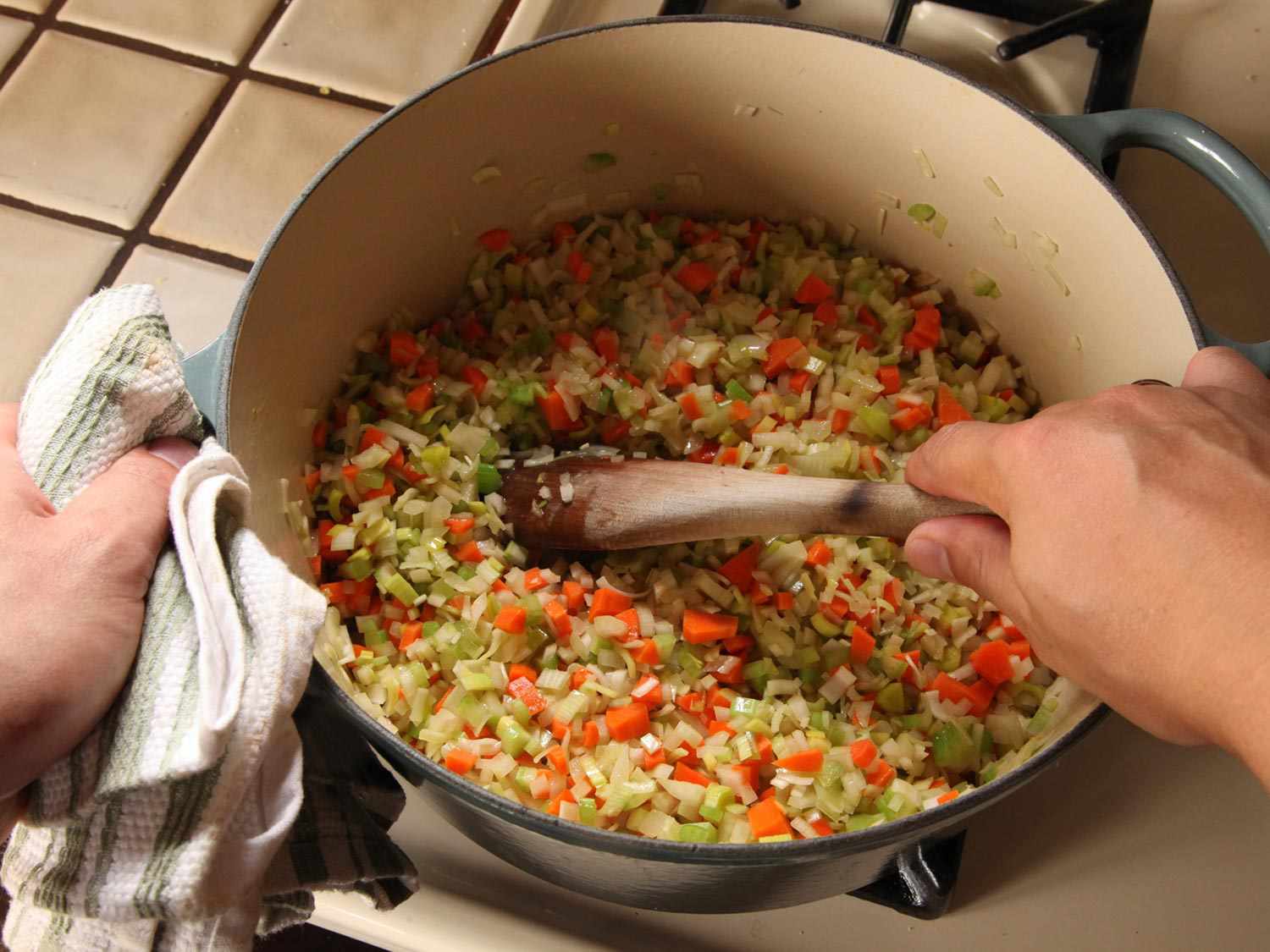 20141013-easy-lentil-soup-recipe-02.jpg