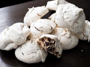 20110630-159343-recipe-chocolate-chip-meringue-primary (1 of 1).jpg