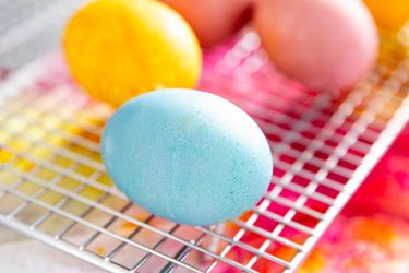 20190416-easter-egg-natural-dyeing-vicky-wasik-3