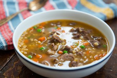 20170111-pressure-cooker-beef-barley-soup-vicky-wasik-13.jpg