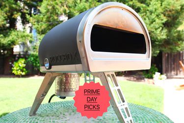 Roccbox backyard pizza oven