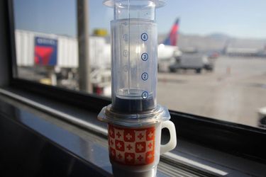 se-aeroport-aeropress.jpg