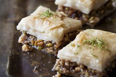 20130828-bakethebook-baklava.jpg