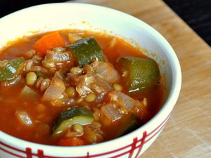 20120214 - seriousentertaining soupson provencallentilzucchinisoup.jpg