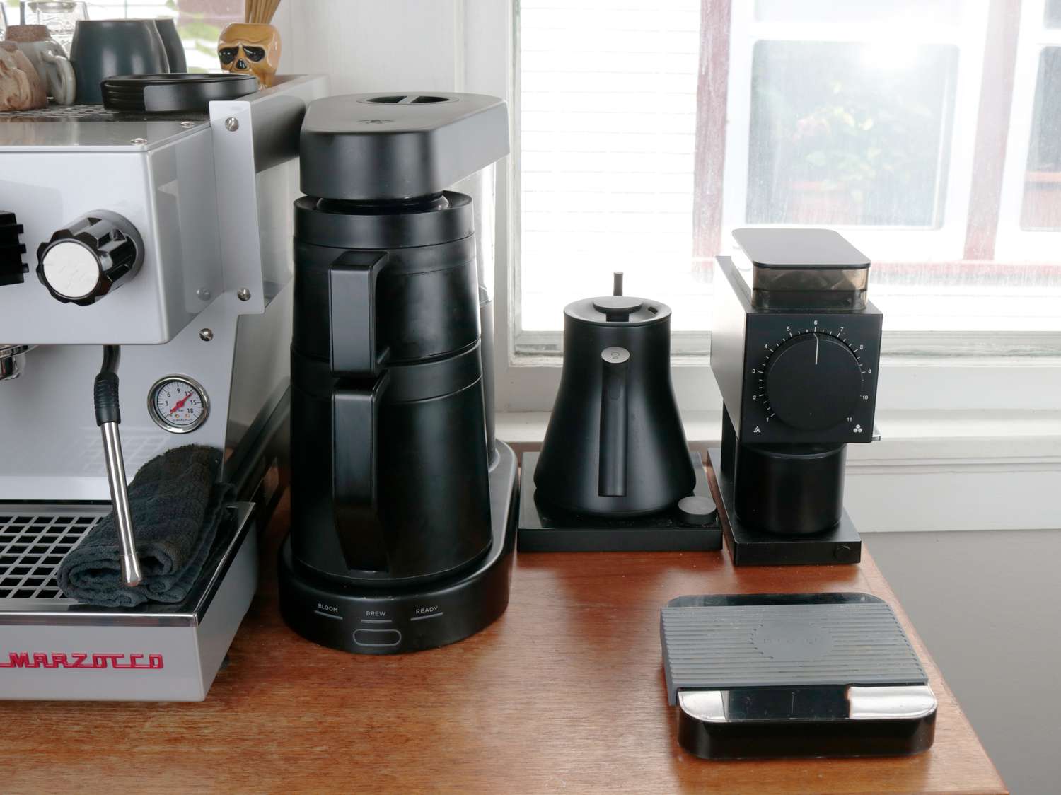 a view of a coffee bar showcasing the Ratio 6 coffee maker