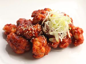 20130220-cauliflower-korean-fried-buffalo-vegan-04.jpg