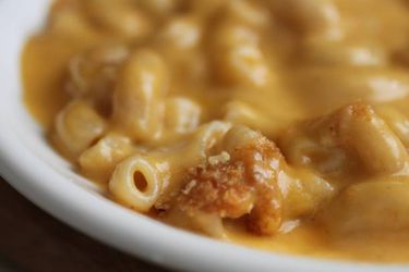 20110215-137363-GFTues-MacCheese.jpg