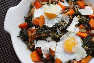 20140218-one-pot-wonders-kale-butternut-squash-eggs2.jpg