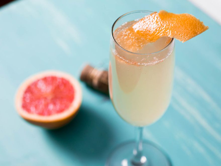 20150618-three-ingredient-cocktails-grapefruit-ginger-sparkler-vicky-wasik.jpg