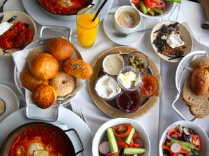 20120718-breakfast-israel.jpg