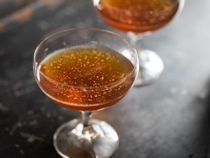 20161025-madeira-sangaree-cocktail-vicky-wasik-1.jpg