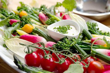 20120618-vegetable-platter-5.jpg