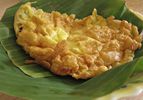 A Thai-style omelet (Khai Jiao) on banana leaves