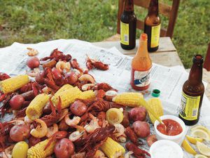 20130305-242883-cook-the-book-lowcountry-boil