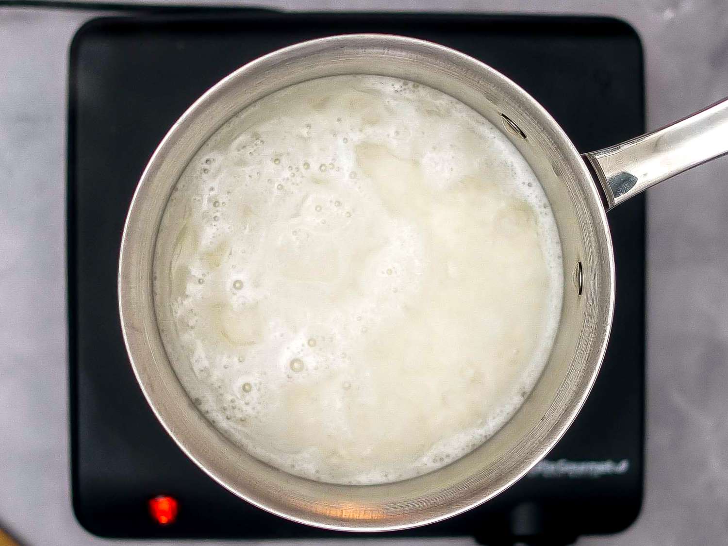 烧开用来煮米饭的水gydF4y2Ba