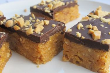 No-Bake脆玉米片巧克力Peanut Butter Bars