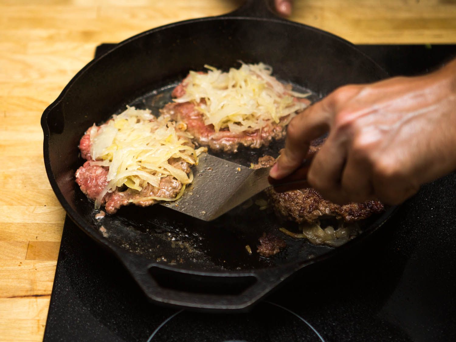 翻转汉堡肉饼