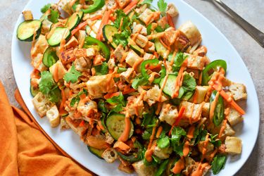 20150530 - banh mi - panzanella穿着eisenberg.jpg——摩根