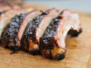 20110517-152504-smoker-ribs-large.jpg