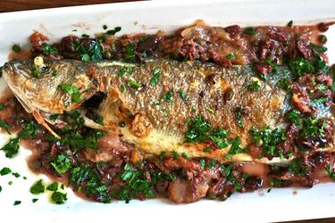 20110215-dt-pan-roasted-whole-fish-with-olives.jpg
