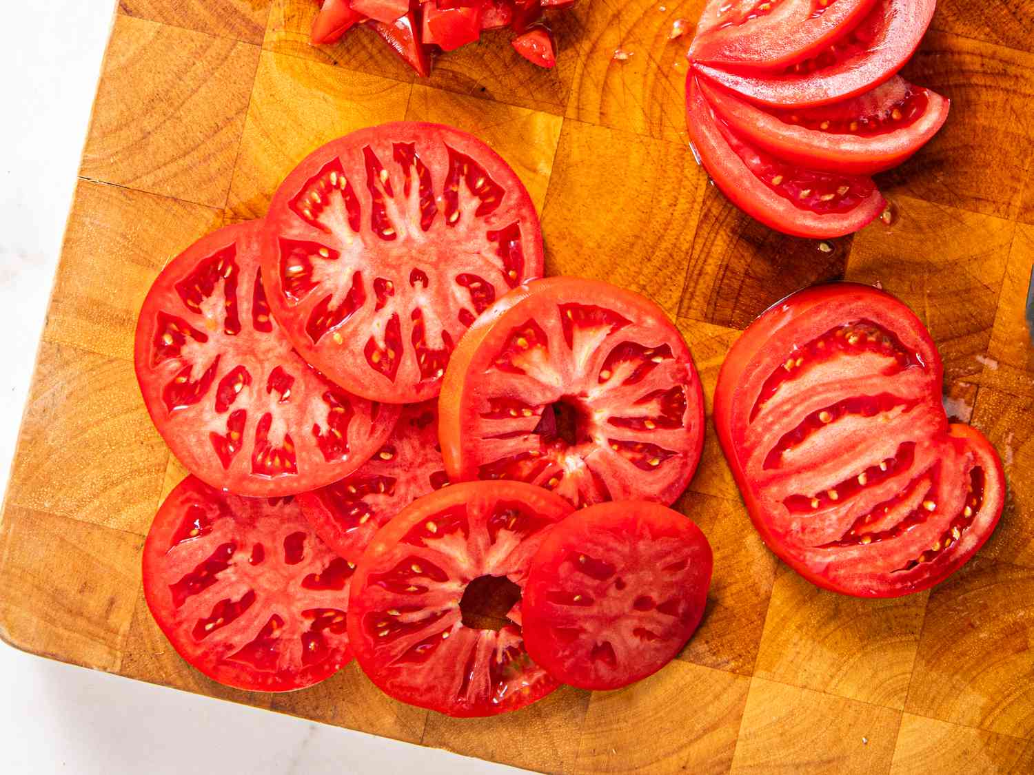 Overhead view of sliced tomatoes