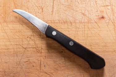 一张刀片的刀，用木头