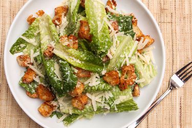 20131009-caesar-salad-food-lab-11-Edit.jpg